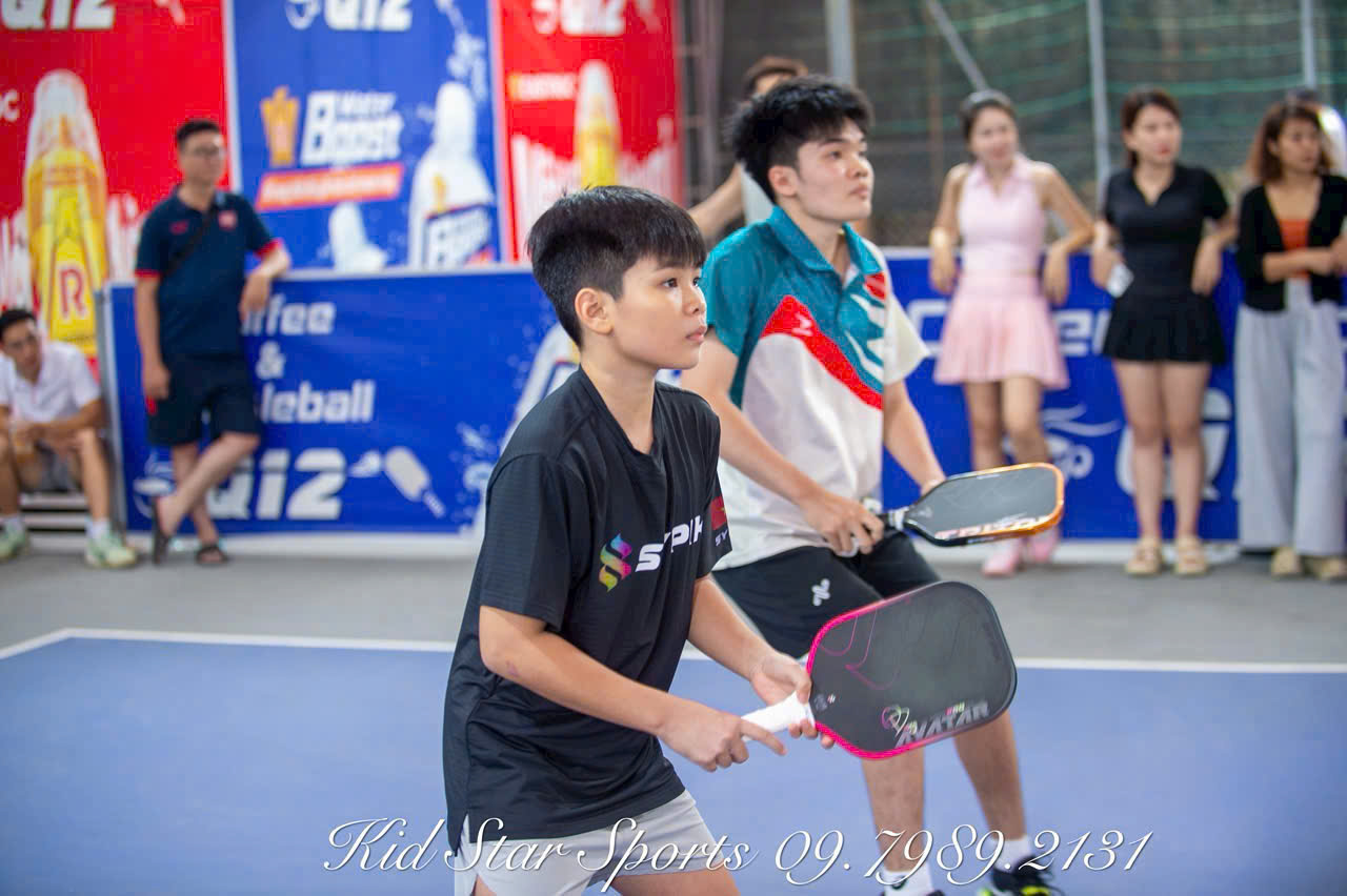 Bảo Khang thi đấu